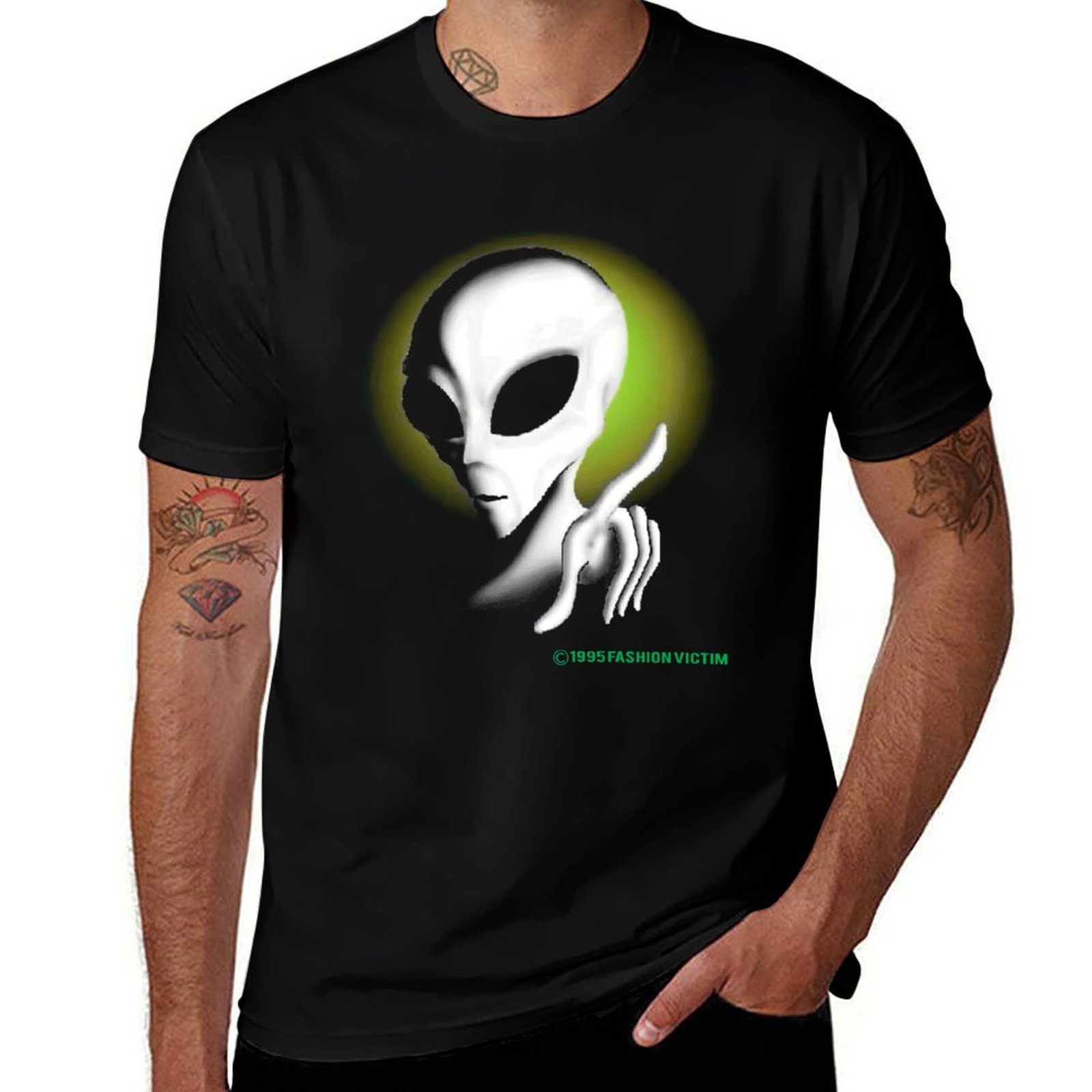 Vintage Fashion Victim - 1995 ALIEN Vintage Glow In The