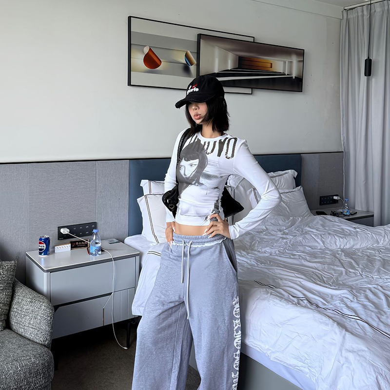 Streetwear Gothic Letter print - Turtleneck Knit 90S reseña y precio