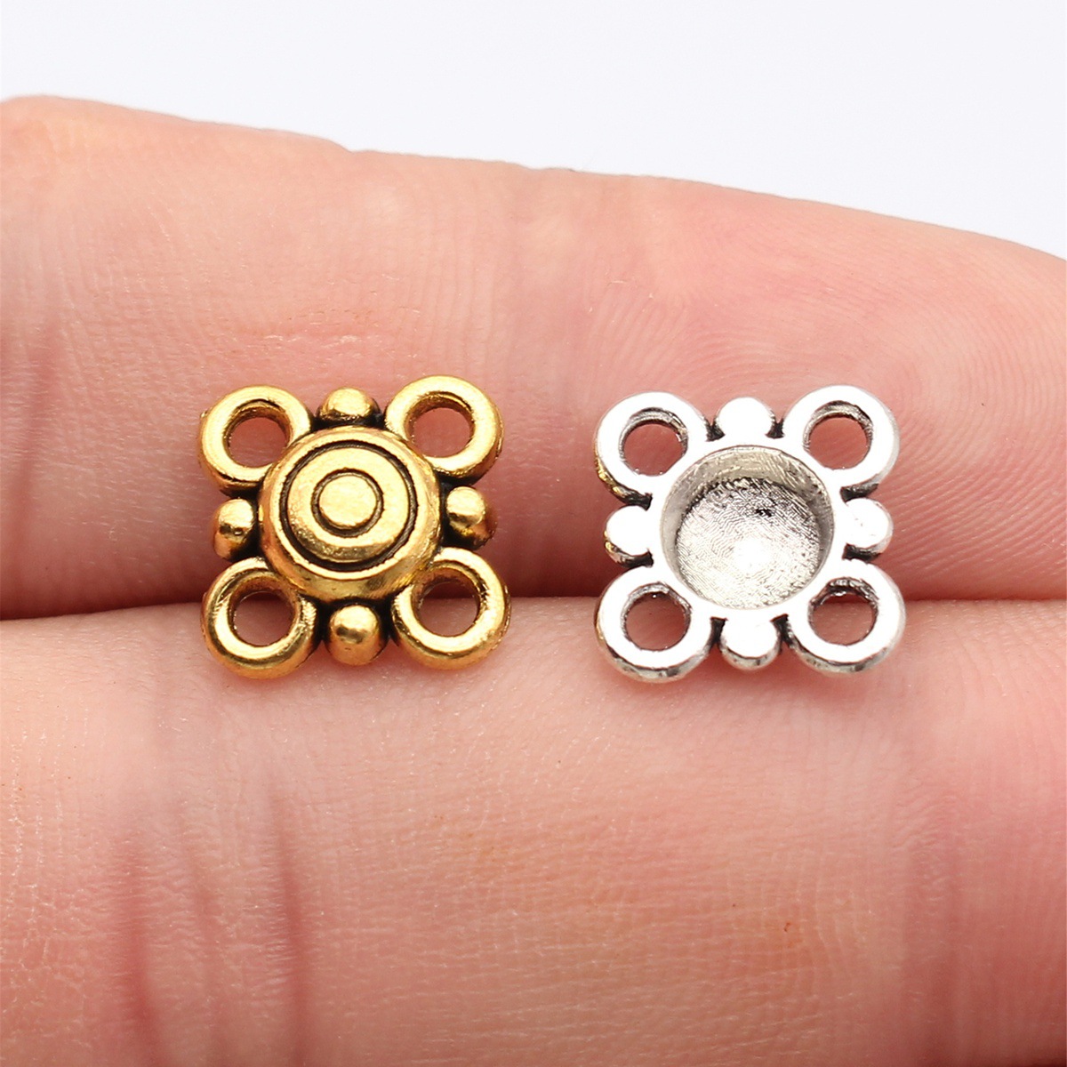 WYSIWYG 20pcs 15x15mm Antique  - Vintage Fashion Nova reseña y precio