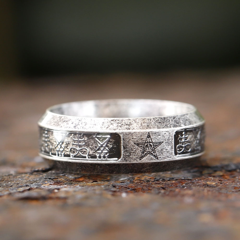 2024 New Vintage Ring Lucifer  - Vintage Fashion Guide reseña y precio