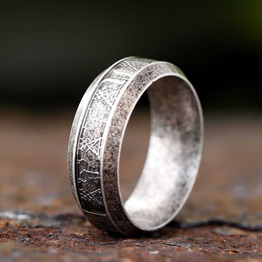 2024 New Vintage Ring Lucifer  - Vintage Fashion Guide reseña y precio